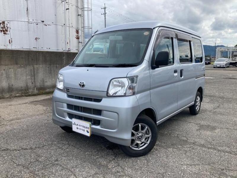 TOYOTA PIXIS VAN