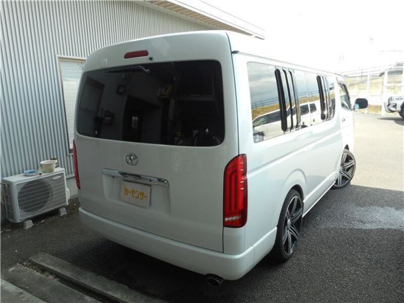 HIACE