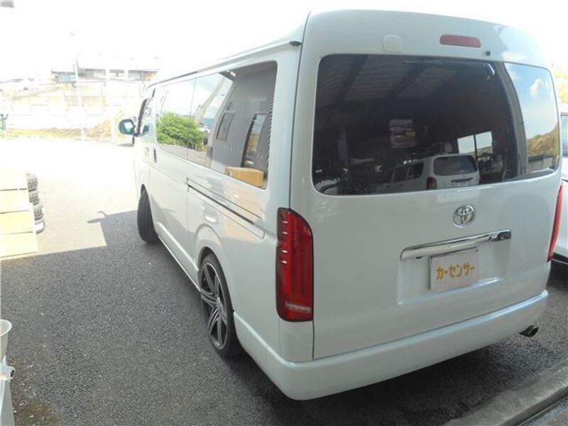 HIACE