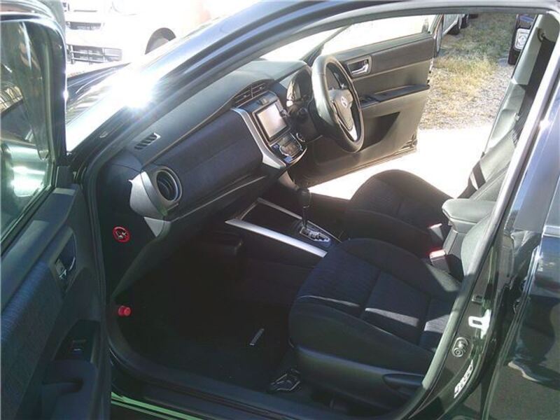 COROLLA FIELDER