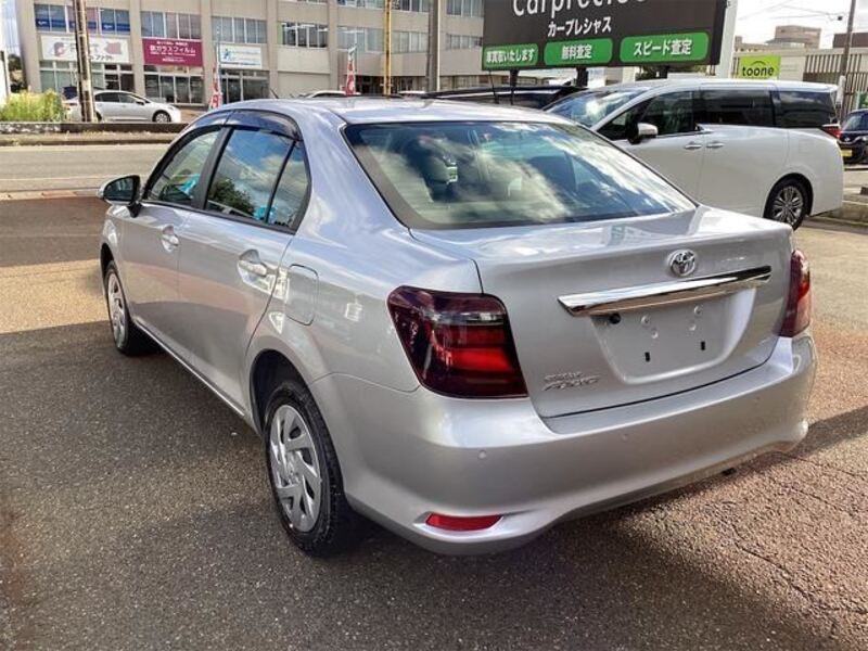 COROLLA AXIO