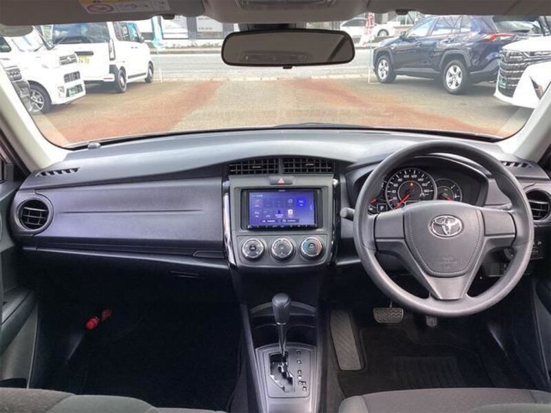 COROLLA AXIO