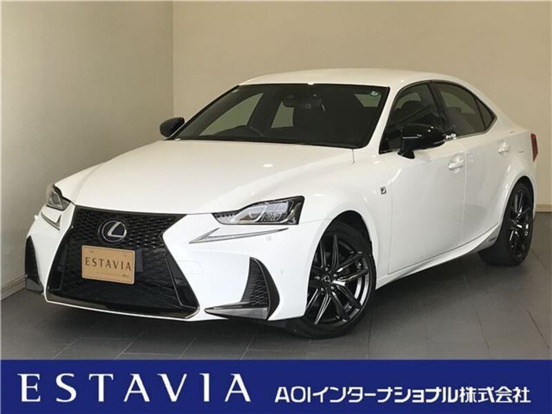 LEXUS IS