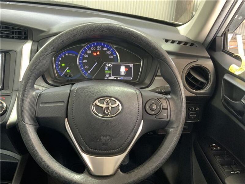 COROLLA FIELDER