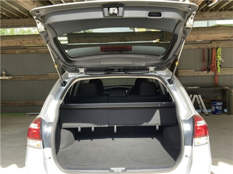 COROLLA FIELDER
