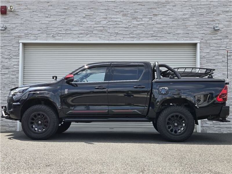 HILUX