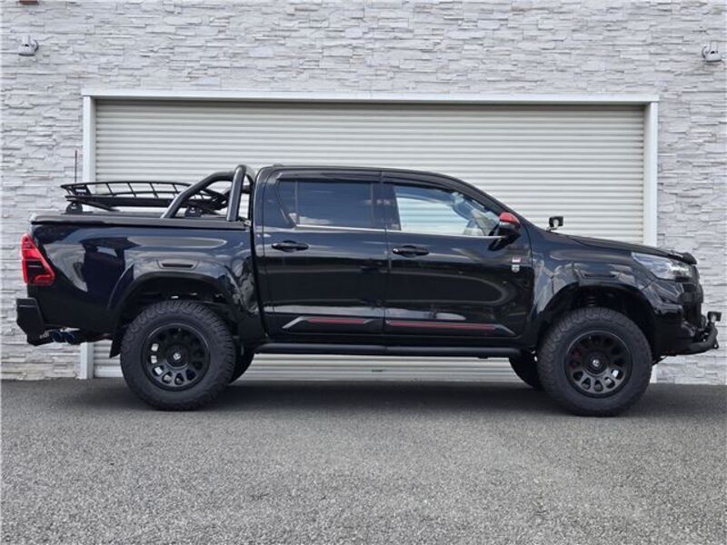 HILUX