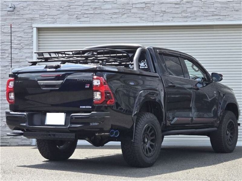 HILUX