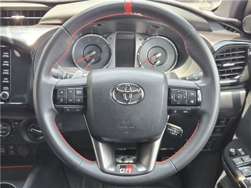 HILUX
