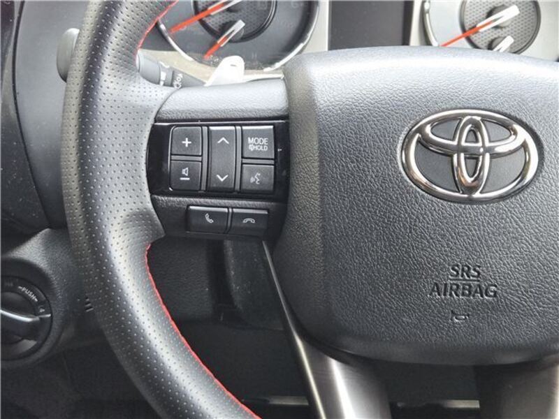 HILUX