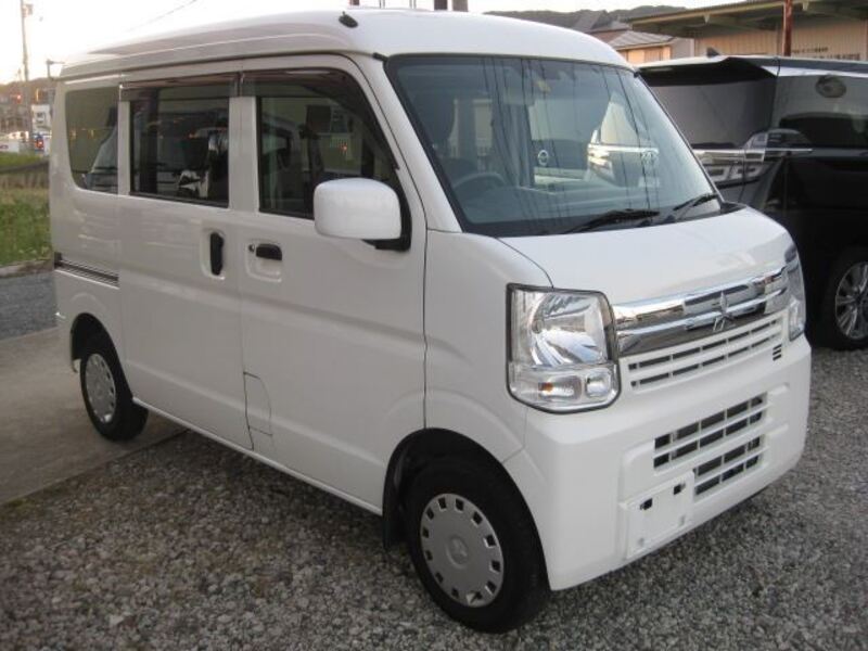 MITSUBISHI MINICAB VAN