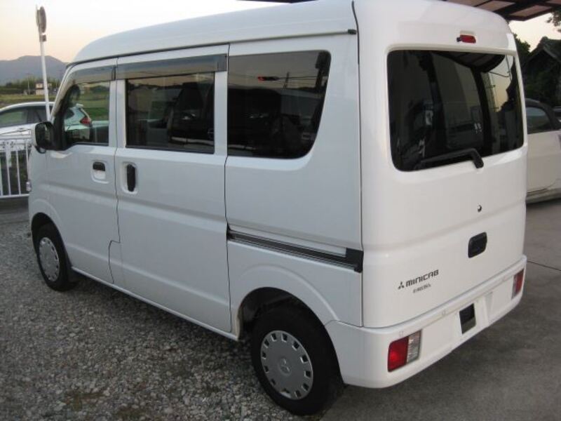 MINICAB VAN