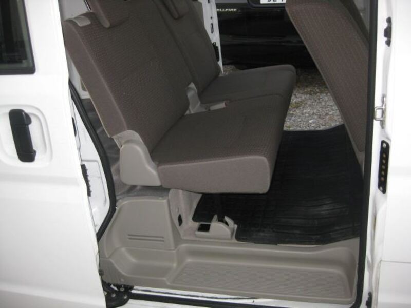 MINICAB VAN