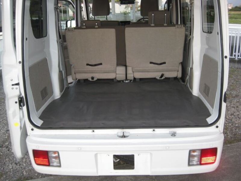 MINICAB VAN