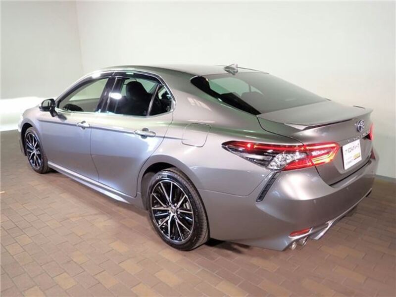 CAMRY