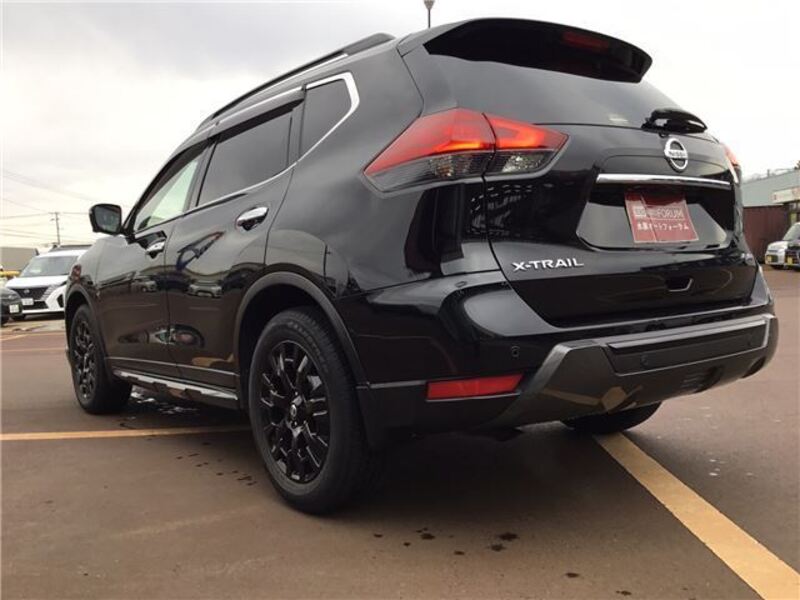 X-TRAIL