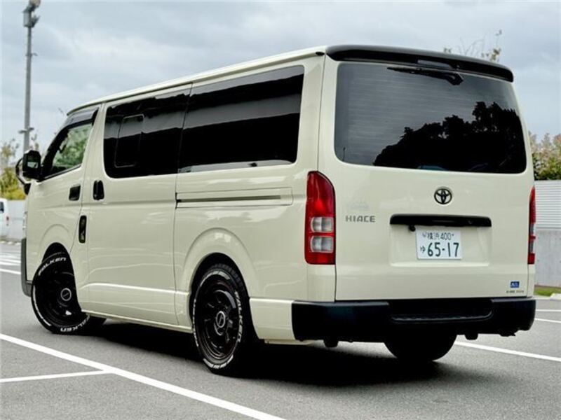HIACE VAN