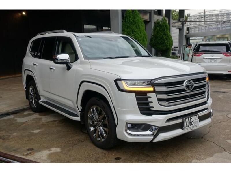 LAND CRUISER