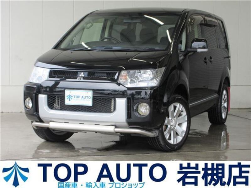 MITSUBISHI DELICA D5