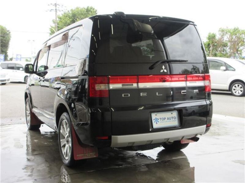 DELICA D5
