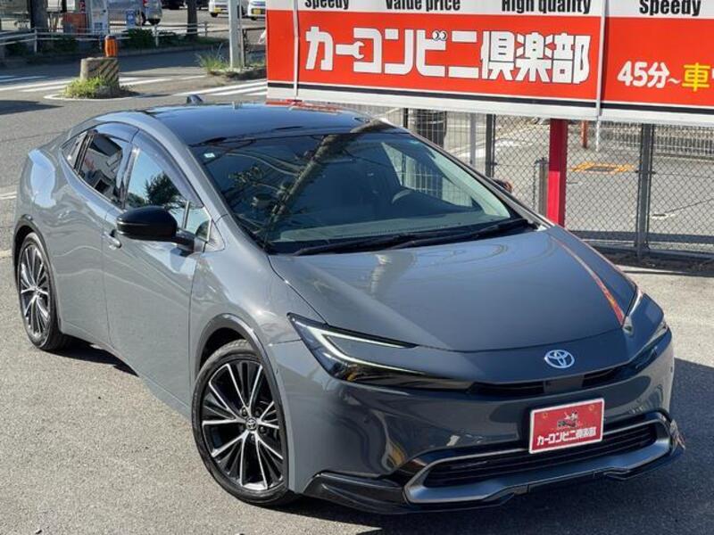 TOYOTA PRIUS