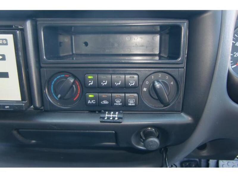 BONGO VAN