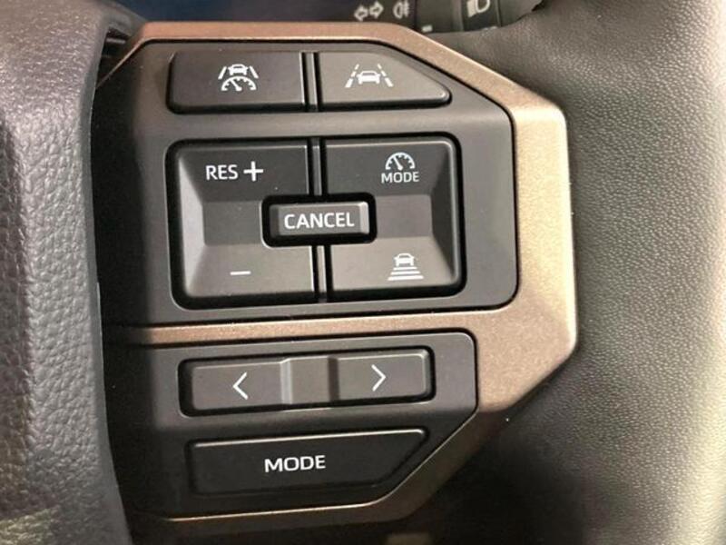 LAND CRUISER 250