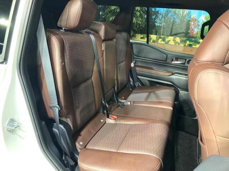 LAND CRUISER 250