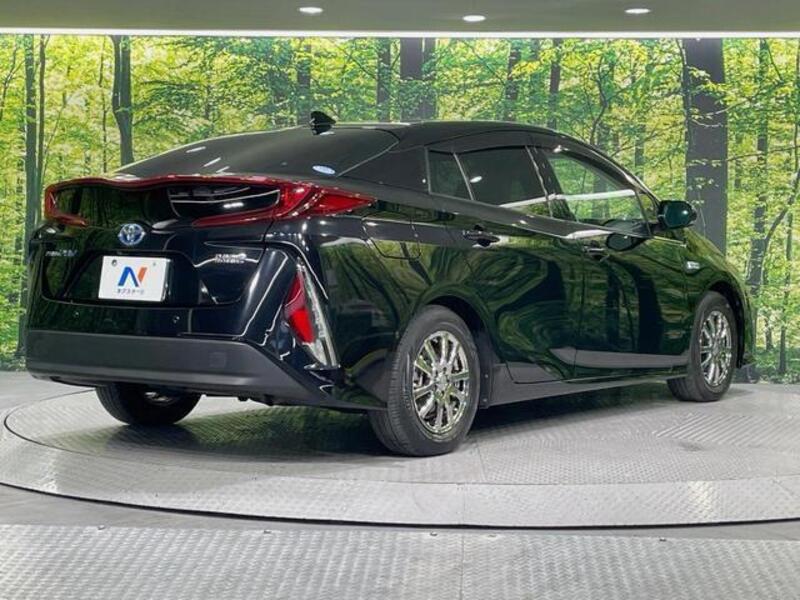PRIUS PHV