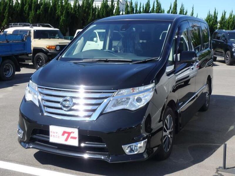 NISSAN SERENA