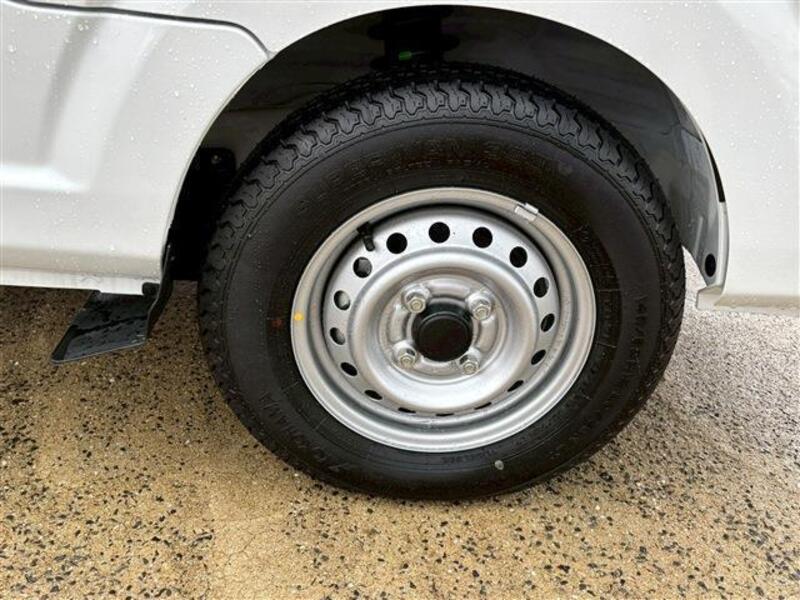 CLIPPER TRUCK