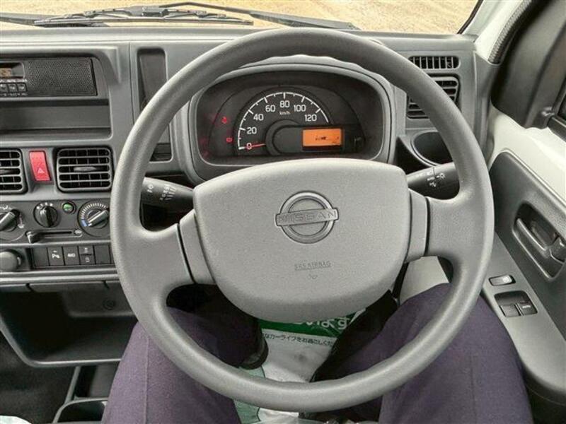 CLIPPER TRUCK