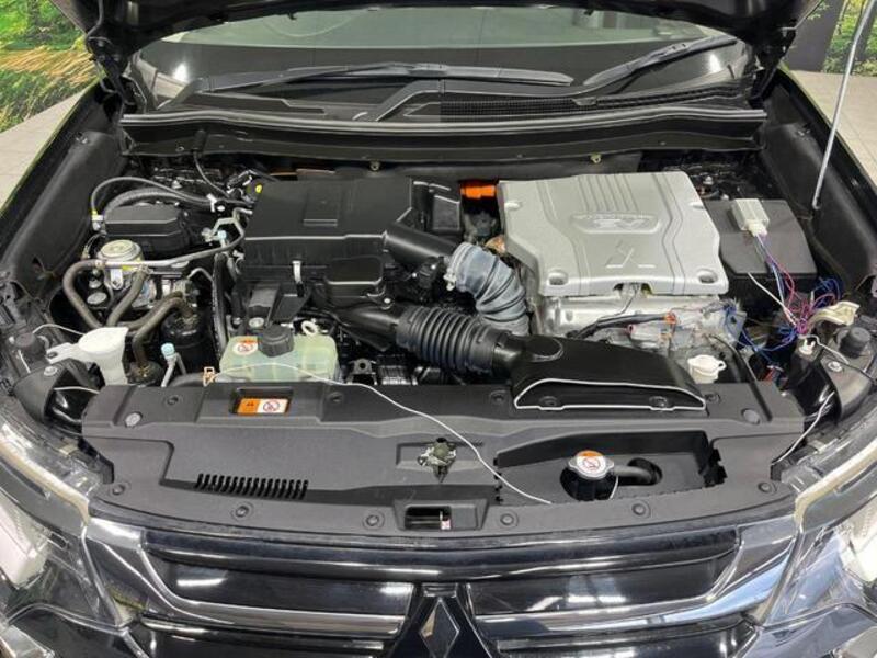 OUTLANDER PHEV