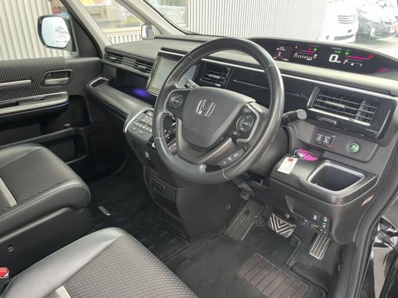 STEPWAGON SPADA