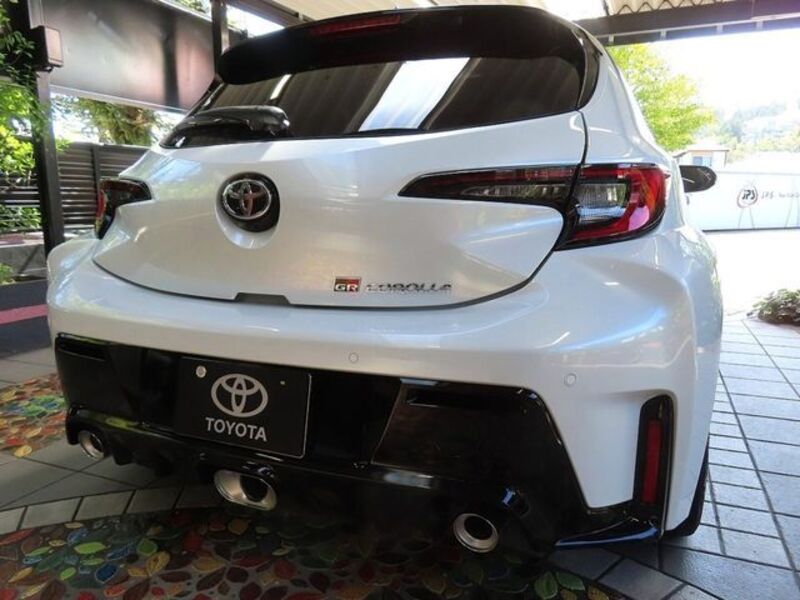 GR COROLLA