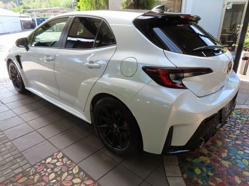 GR COROLLA