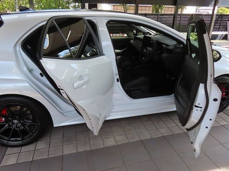 GR COROLLA