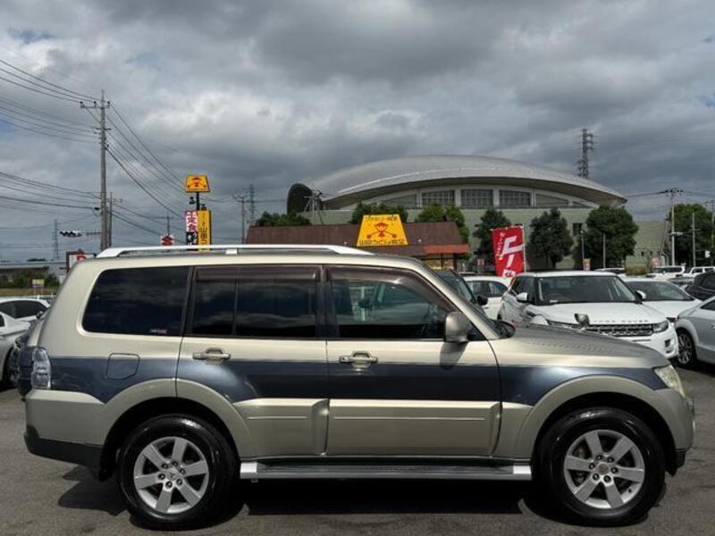 PAJERO