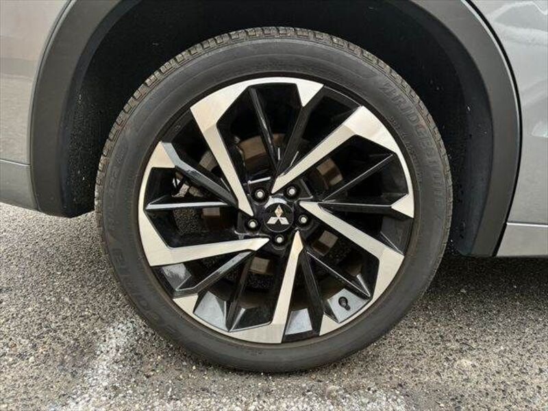 OUTLANDER PHEV