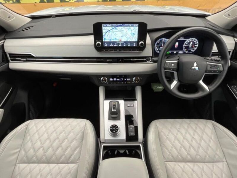 OUTLANDER PHEV