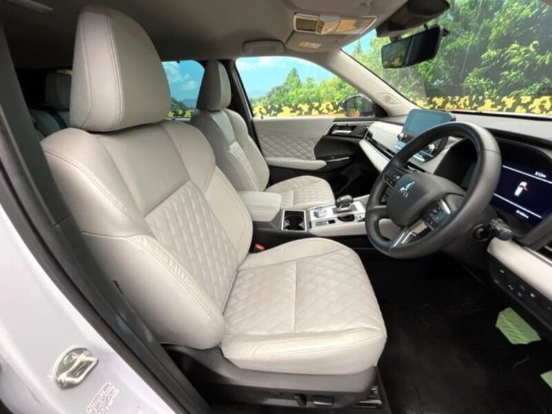 OUTLANDER PHEV