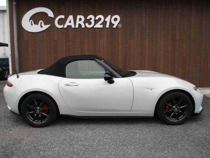 ROADSTER