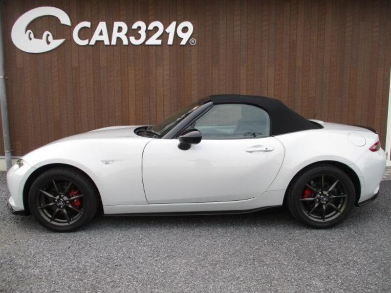 ROADSTER