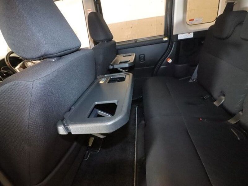 ROOMY