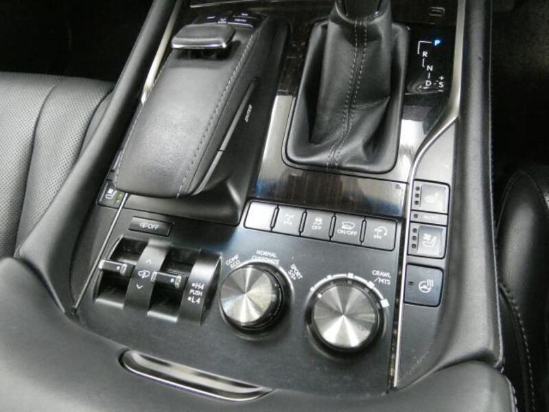 LX