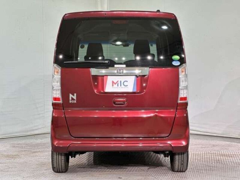 N BOX