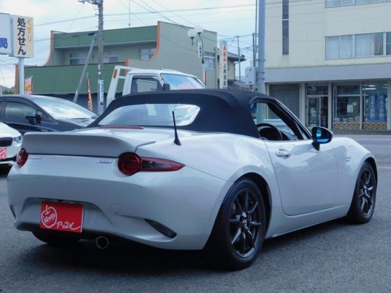 ROADSTER