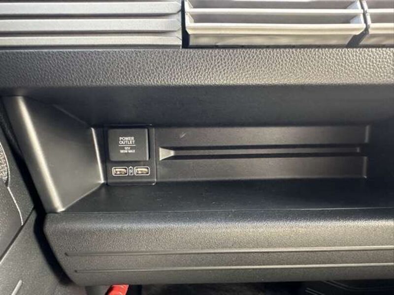 N-VAN