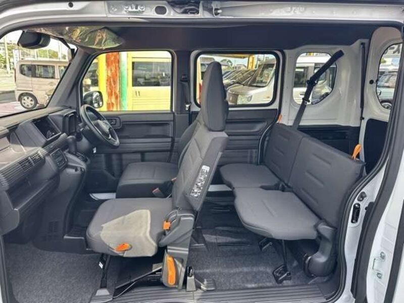 N-VAN