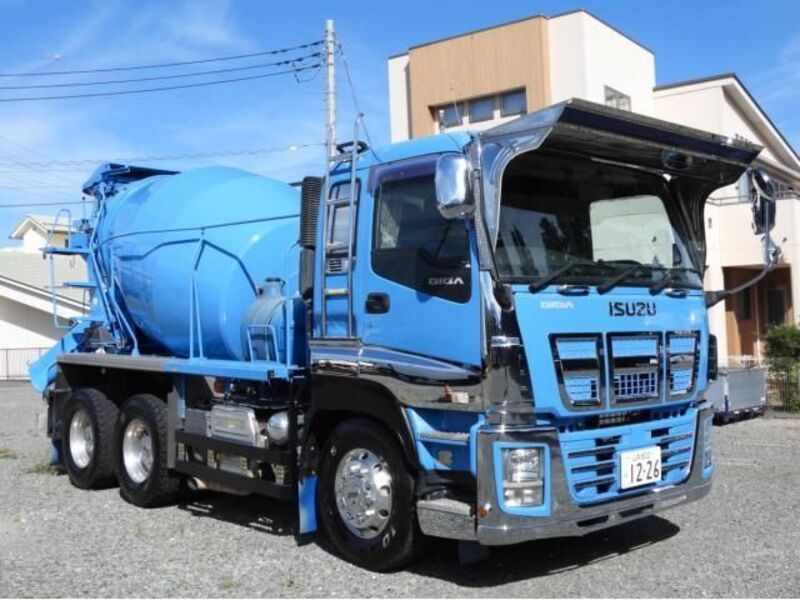 GIGA-0